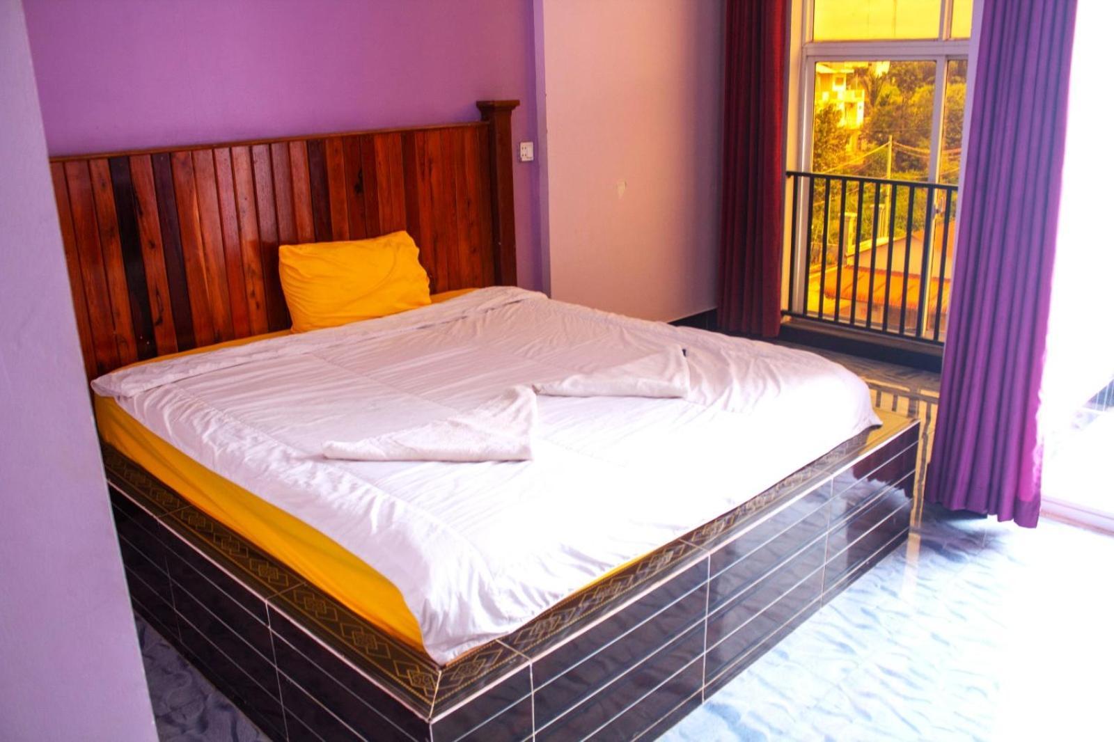 The Vibe Guesthouse Kampot Room photo
