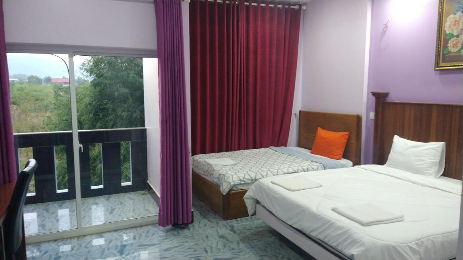 The Vibe Guesthouse Kampot Exterior photo